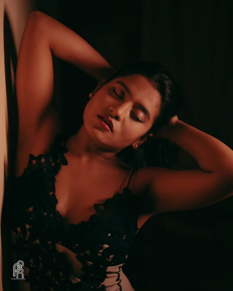 Priyanka Baur Wows Fans with Her Latest Hot Photoshoot Beauty