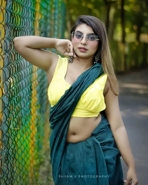 Arpita Looks Gorgeous in a Sleeveless Blouse Beauty