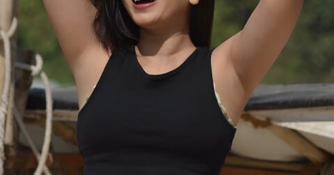 Ruchira Jadhav Looks Hot in Sleeveless Black Outfit Celebrity Sarees