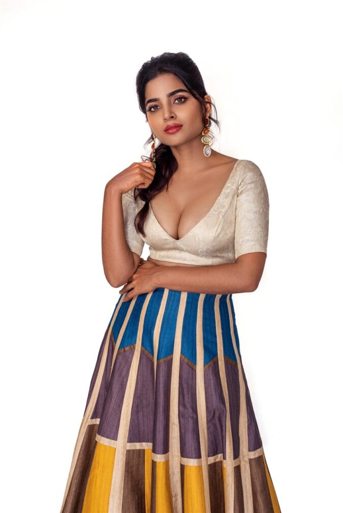 Actress Anagha Latest Hot Photoshoot Stills Beauty