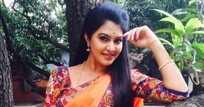 Beautiful Tamil Television Actress Rachitha Mahalakshmi Stills In Orange Saree Beauty