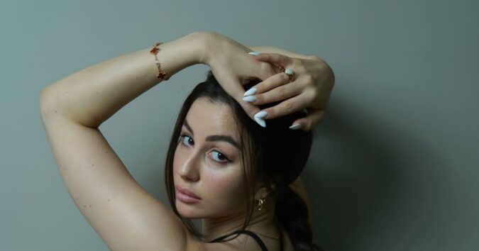 Giorgia Andriani Latest Hot Pics in Inner Wear Celebrity Sarees