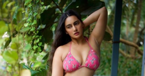 Megha Shukla Hot Pics In Pink Bikini Top And White Maxi Skirt Celebrity Sarees