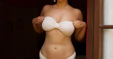 Megha Shukla Stylish Look in Cream Bikini Celebrity Sarees