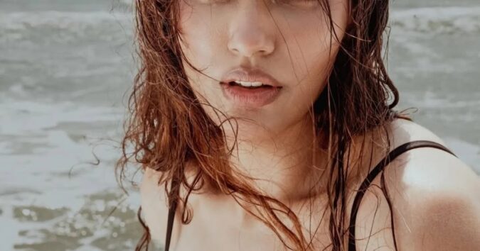 Akshara Gowda Stylish Look in Black Bikini Celebrity Sarees