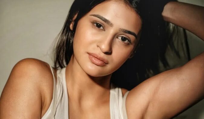 Bollywood Actress Symran Kaur in white stylish outfit Celebrity Sarees