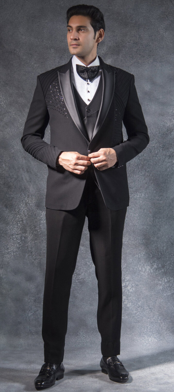 Wedding Tuxedos: The Perfect Blend Of Elegance And Confidence Wedding Tuxedos: The Perfect Blend Of Elegance And Confidence India Wedding Saree