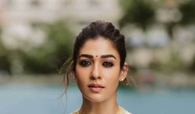 Nayanthara Ivory White Kasavu Saree Latest Pics Celebrity Sarees